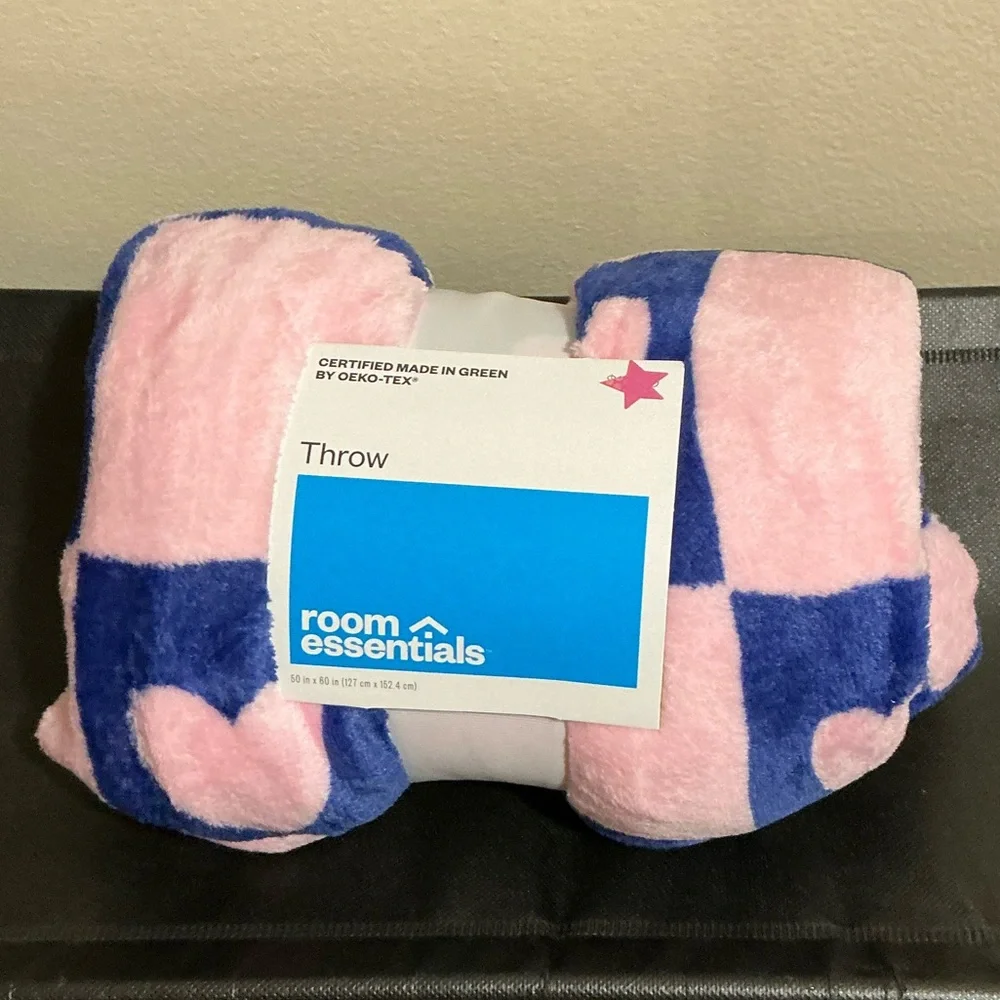 Room Essentials Purple & Pink Checkered with Pink Hearts Throw Blanket